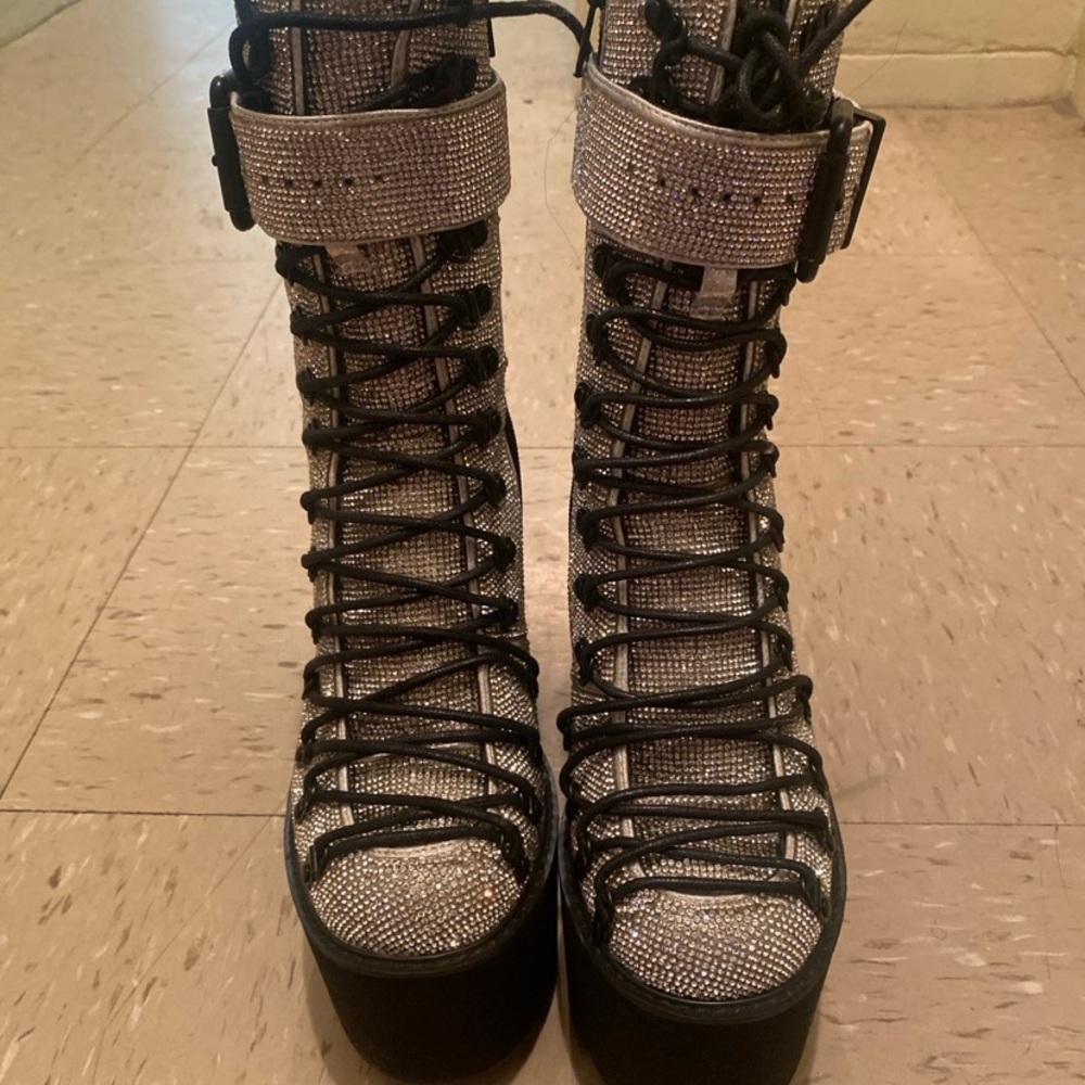 Dollskill platform boots